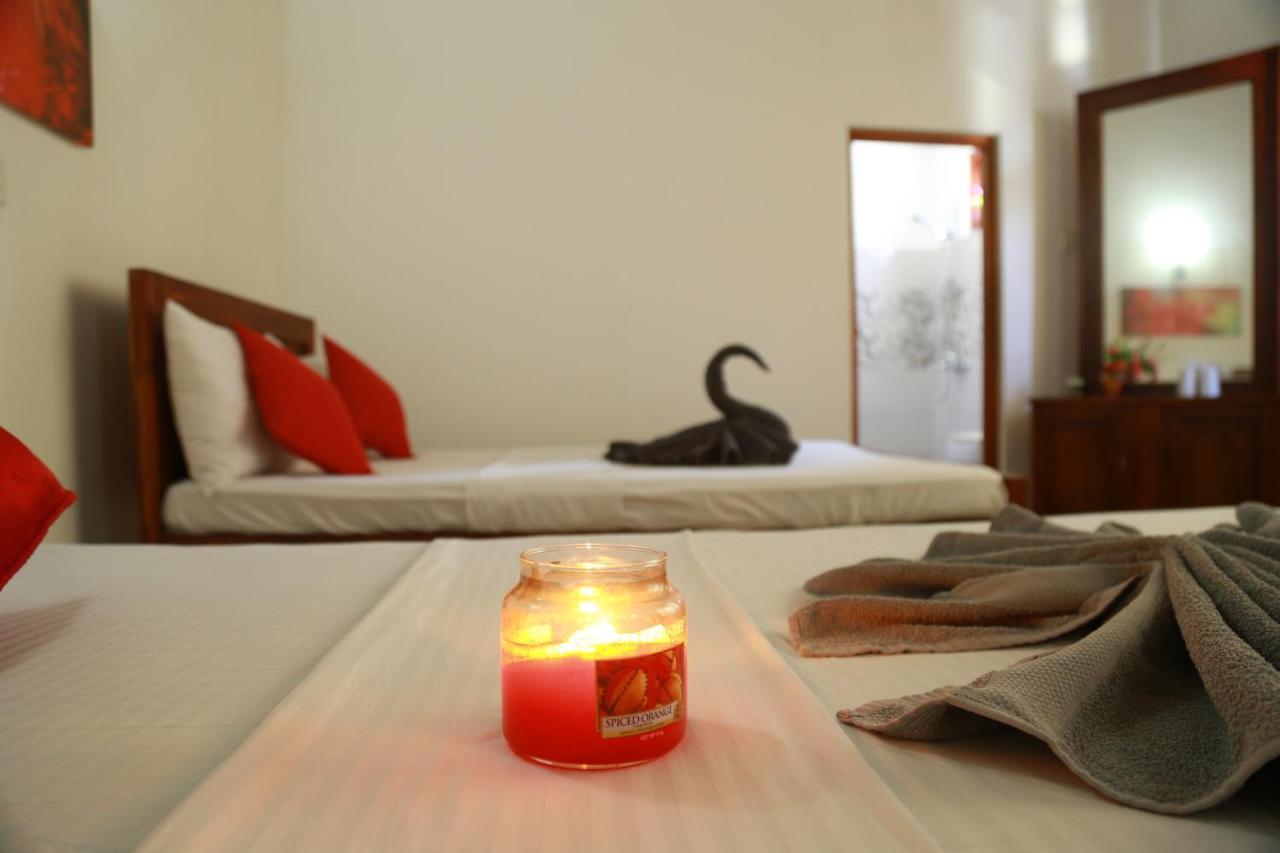 Residence Chanty Hikkaduwa Ngoại thất bức ảnh
