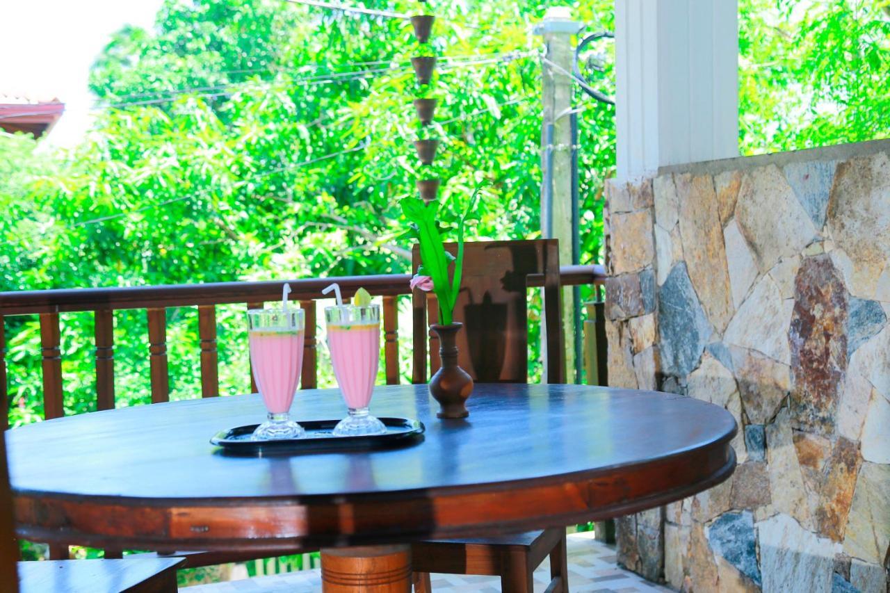 Residence Chanty Hikkaduwa Ngoại thất bức ảnh