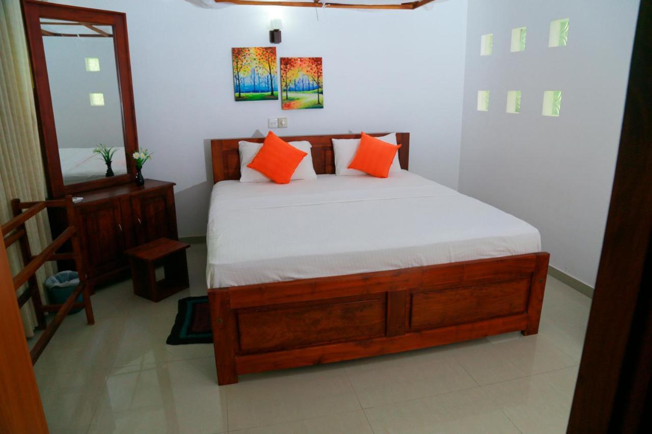 Residence Chanty Hikkaduwa Ngoại thất bức ảnh