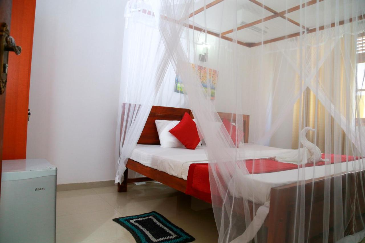 Residence Chanty Hikkaduwa Ngoại thất bức ảnh