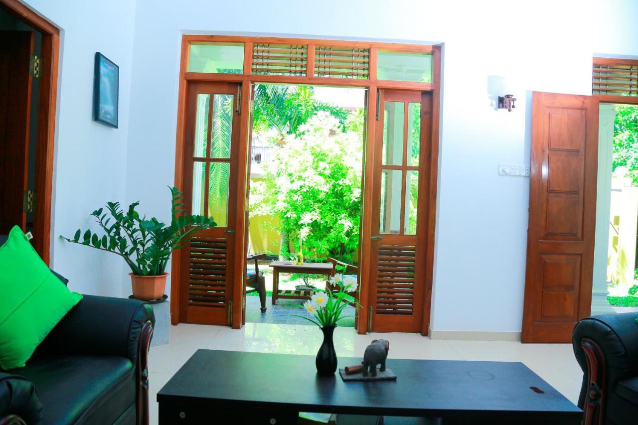 Residence Chanty Hikkaduwa Ngoại thất bức ảnh